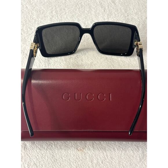 Brand New Gucci Sunglasses - Full Inclusion GG1692S 001 54-18-135 M Cat. 3 - Picture 6 of 6
